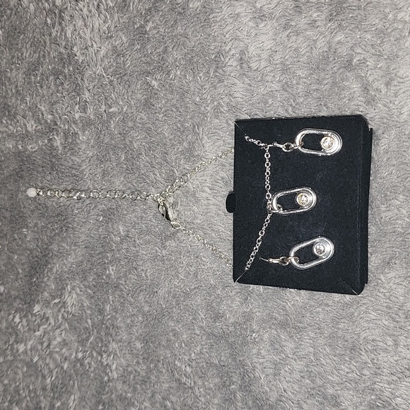 Necklace and Earrings Gift Set - Picture 3 of 3